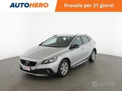 Argento Usata 2017 Volvo V40 CC Business Edition Station wagon | 15.099 € (Buon prezzo)