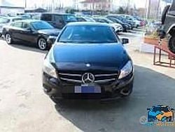 Nero Usata 2013 Mercedes A180 Executive Tre volumi | 12.990 € (Cara)