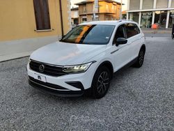 Bianco Usata 2021 VW Tiguan Elegance SUV | 19.490 € (Super prezzo)