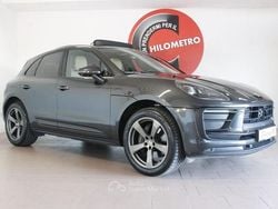 Grigio(met.) Usata 2021 Porsche Macan SUV | 60.790 € (Buon prezzo)