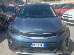 Grigio Usata 2023 Kia Stonic Style SUV | 16.900 € (Buon prezzo)
