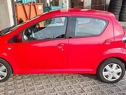 Rosso Usata 2011 Toyota Aygo Connect Style Due volumi | 6500 € (Cara)