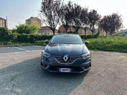 Usata 2017 Renault Mégane IV Intens Tre volumi | 7700 € (Buon prezzo)