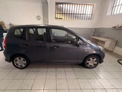 Usata 2007 Honda Jazz Due volumi | 2000 €