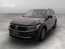 Grigio urano Usata 2023 VW Tiguan Life SUV | 28.300 € (Buon prezzo)