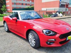 Rosso Usata 2017 Fiat 124 Spider Lusso Cabrio | 26.500 € (Molto cara)