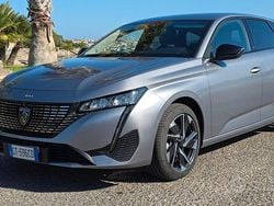 Grigio Usata 2024 Peugeot 308 Allure Station wagon | 24.990 € (Buon prezzo)