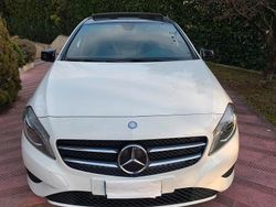 Bianco Usata 2014 Mercedes A180 Edition Tre volumi | 13.300 € (Cara)