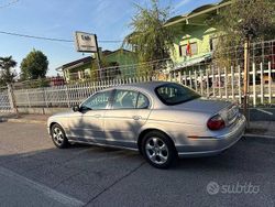 Grigio Usata 2000 Jaguar S-Type Executive Tre volumi | 5900 € (Buon prezzo)