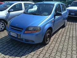 Blu Usata 2004 Chevrolet Kalos SE Plus Tre volumi | 1900 € (Buon prezzo)