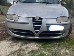Usata 2003 Alfa Romeo 147 Due volumi | 300 € (Super prezzo)