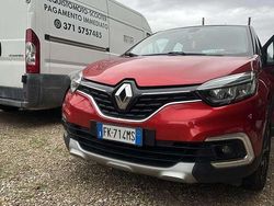 Other Usata 2017 Renault Captur Iconic SUV | 12.990 € (Cara)