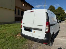 Bianco Usata 2013 Dacia Dokker Furgone | 4990 € (Buon prezzo)