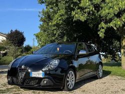 Nero Usata 2011 Alfa Romeo Giulietta Distinctive Due volumi | 4500 € (Buon prezzo)