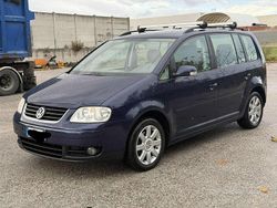 Blu Usata 2005 VW Touran Monovolume | 2000 € (Buon prezzo)
