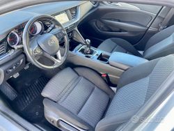 Grigio Usata 2019 Opel Insignia Tre volumi | 8500 € (Buon prezzo)