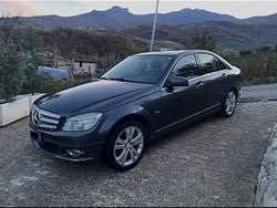 Grigio Usata 2010 Mercedes C220 Tre volumi | 9500 € (Cara)