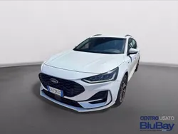 Frozen white Usata 2022 Ford Focus ST-Line X Station wagon | 18.900 € (Buon prezzo)