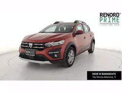 Rosso fusion Usata 2022 Dacia Sandero Comfort Due volumi | 14.390 € (Buon prezzo)