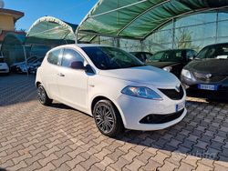 Bianco Usata 2020 Lancia Ypsilon Gold Due volumi | 10.500 € (Buon prezzo)