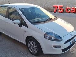 Usata 2012 Fiat Punto Tre volumi | 3999 € (Buon prezzo)