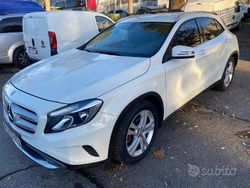 Beige Usata 2015 Mercedes GLA180 Business SUV | 11.990 € (Buon prezzo)