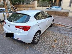 Usata 2019 Alfa Romeo Giulietta Distinctive Due volumi | 18.000 € (Cara)