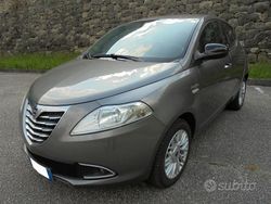 Grigio Usata 2014 Lancia Ypsilon Gold Due volumi | 6700 € (Buon prezzo)