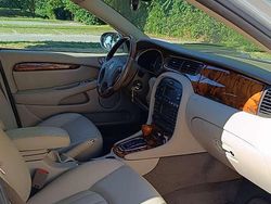 Grigio Usata 2003 Jaguar X-type Executive Tre volumi | 6000 € (Buon prezzo)