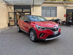 Rosso Usata 2022 Renault Captur Intens SUV | 20.490 € (Buon prezzo)