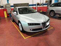 Grigio Usata 2005 Alfa Romeo 159 Distinctive Tre volumi | 5999 € (Molto cara)