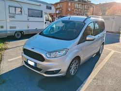 Grigio Usata 2015 Ford Tourneo Courier Monovolume | 10.500 €