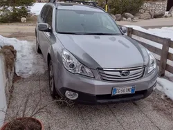 Usata 2010 Subaru Outback Active SUV | 7500 €