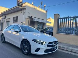 Bianco Usata 2018 Mercedes A180 Tre volumi | 19.500 € (Buon prezzo)