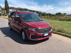 Usata 2023 Ford Tourneo Monovolume | 26.900 € (Molto cara)