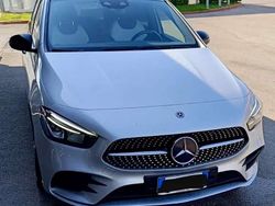 Usata 2019 Mercedes B180 AMG Monovolume | 23.500 € (Molto cara)