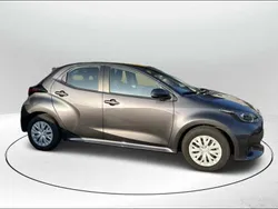 Grigio Usata 2022 Mazda 2 Due volumi | 18.900 € (Cara)