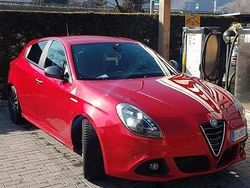Rosso Usata 2015 Alfa Romeo Giulietta Quadrifoglio Verde Tre volumi | 18.900 €