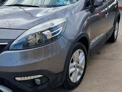 Grigio Usata 2015 Renault Scénic III Monovolume | 4000 €