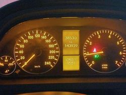 Nero Usata 2010 Mercedes A160 Monovolume | 5000 € (Buon prezzo)