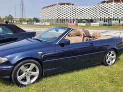 Blu/azzurro Usata 2004 BMW 320 Cabriolet Cabrio | 16.500 € (Molto cara)