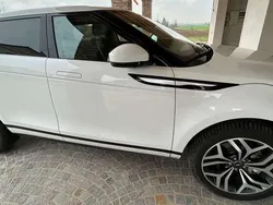 Bianco Usata 2020 Land Rover Range Rover evoque SE SUV | 27.650 € (Ottimo prezzo)
