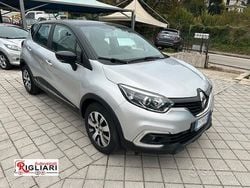 Grigio Usata 2019 Renault Captur Business SUV | 12.800 € (Molto cara)