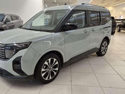 Gray Usata 2024 Ford Tourneo Courier Titanium Monovolume | 19.800 € (Buon prezzo)