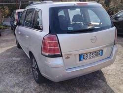 Grigio Usata 2007 Opel Zafira Eco Monovolume | 700 € (Ottimo prezzo)