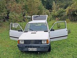 Usata 1986 Fiat 750 Tre volumi | 1400 €