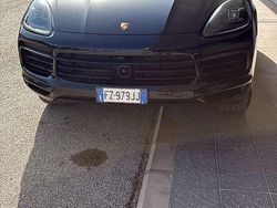 Nero Usata 2019 Porsche Cayenne SUV | 58.000 € (Molto cara)