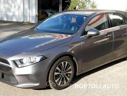 Grigio Usata 2021 Mercedes A160 Business Tre volumi | 21.500 € (Buon prezzo)