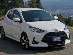 Usata 2024 Toyota Yaris Hybrid Trend Tre volumi | 19.600 € (Buon prezzo)