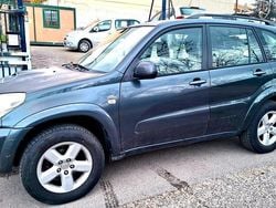 Grigio Usata 2005 Toyota RAV4 Sol SUV | 3199 € (Ottimo prezzo)
